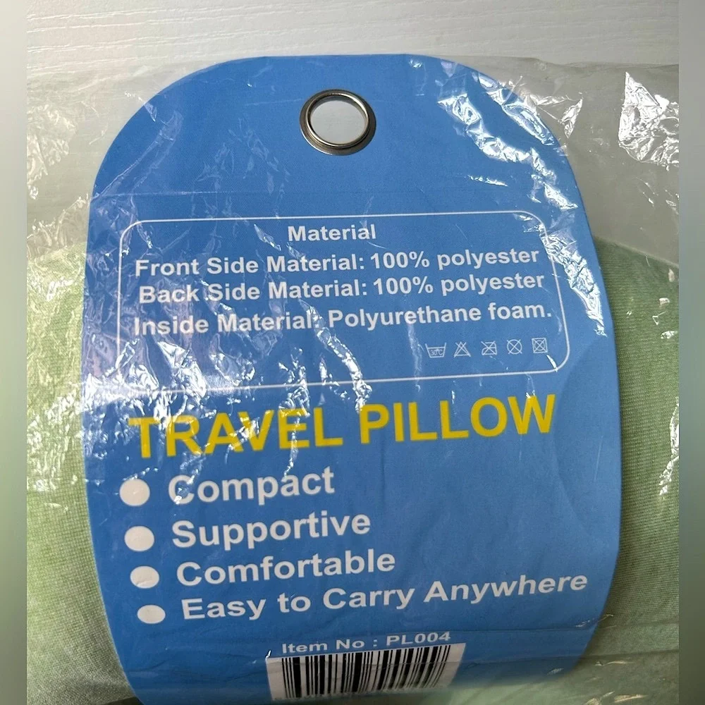 NWT Travel neck pillow beanie green
